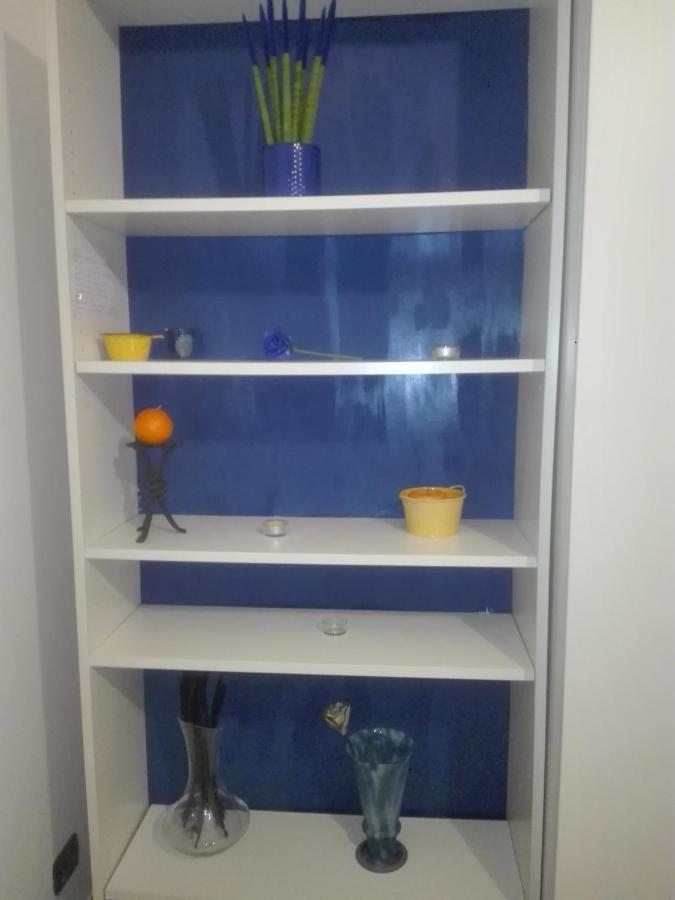 A Santy'S Rooms-Bagnocondiviso Sharedboth Room2Piano-No Lift-3Chilom A Piedi Xaeroporto-A Pagamento Shuttle Air Condizextra Bed Extrabed For A Fee-3 Minuti Bus Xfieradiroma-10 Minutes Stop Bus To Rome In50 Minutes Trafficpermitting Are You To Rome ฟิวมิชีโน ภายนอก รูปภาพ
